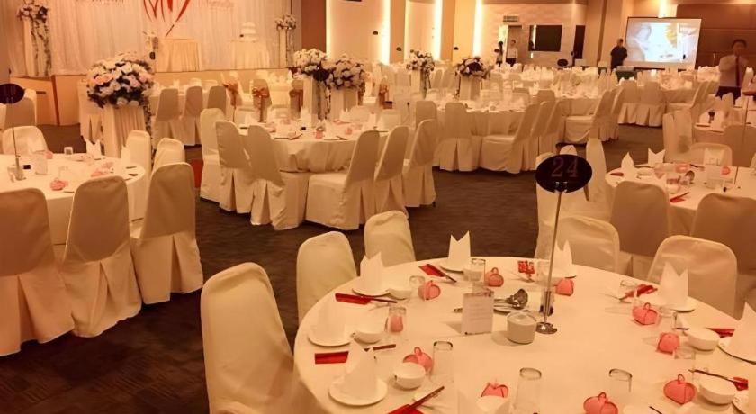 The Landmark Hotel Batu Pahat Exterior foto